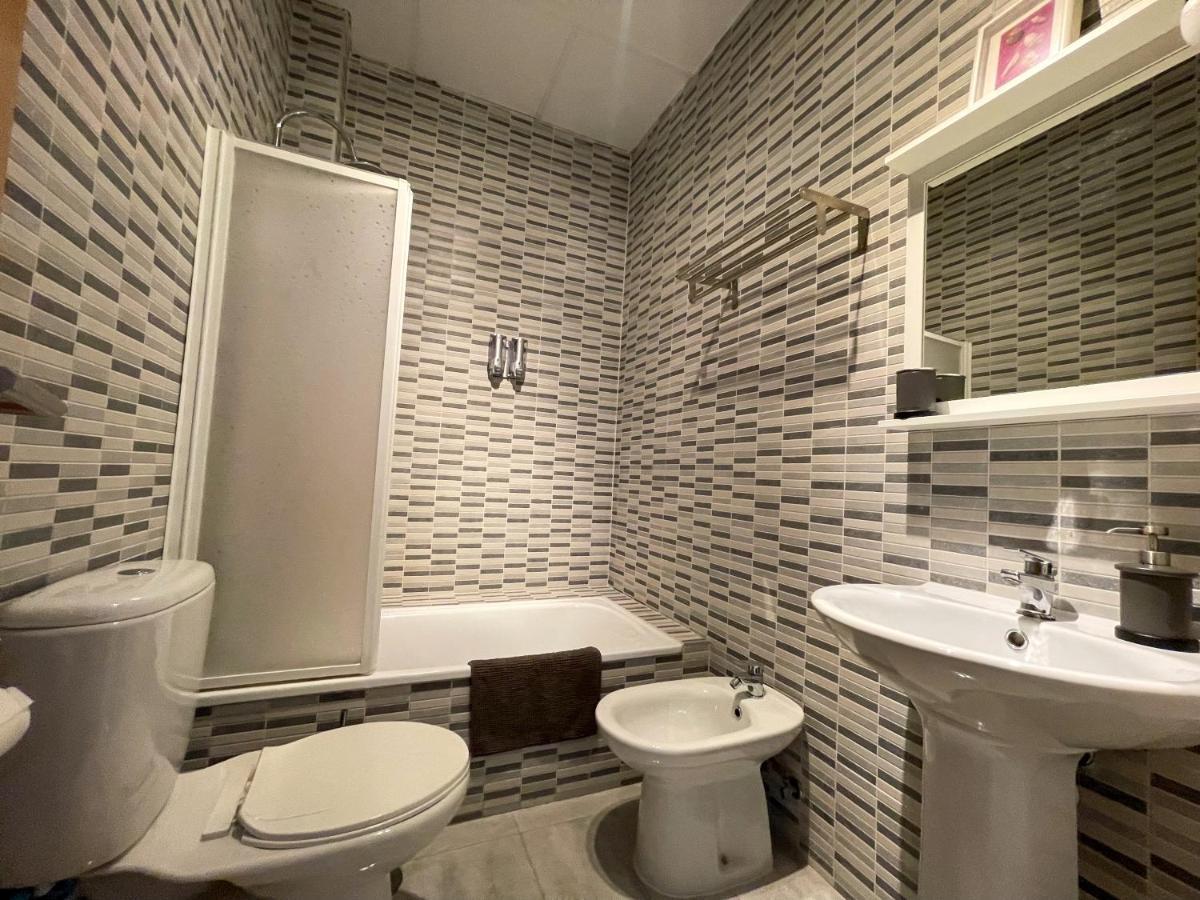 Quiet Apartment In The Heart Of Malaga Pool & Free Parking Экстерьер фото